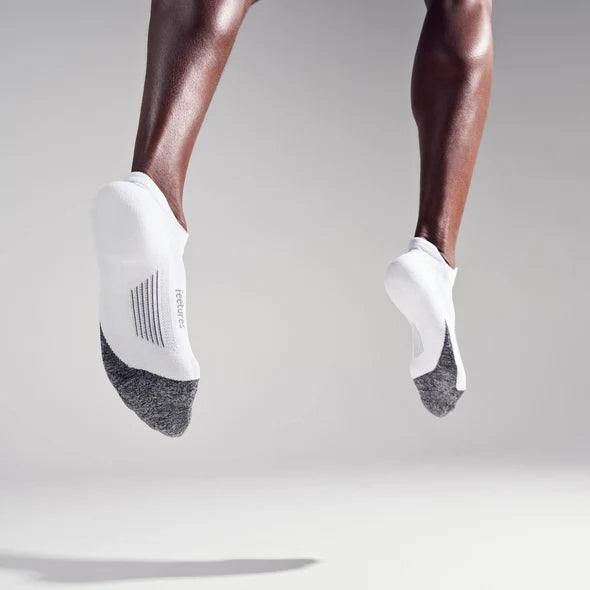 Feetures - Elite Light Cushion No Show Socks