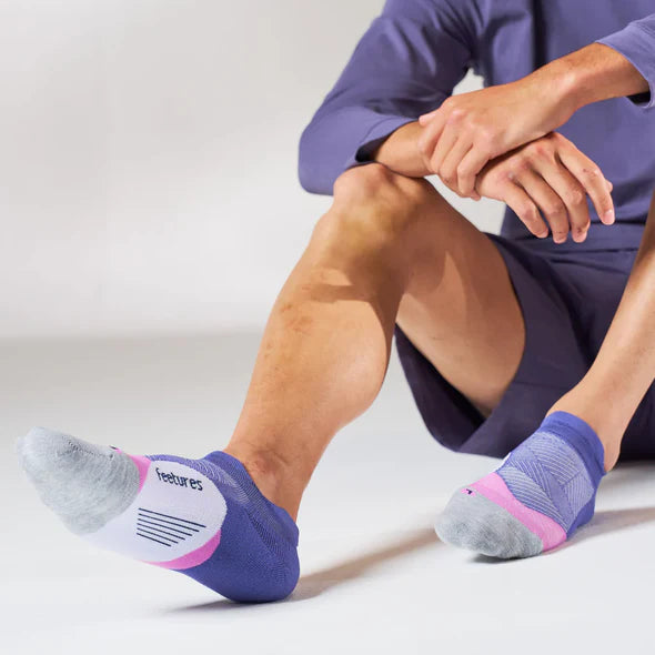 Feetures - Elite Light Cushion No Show Socks