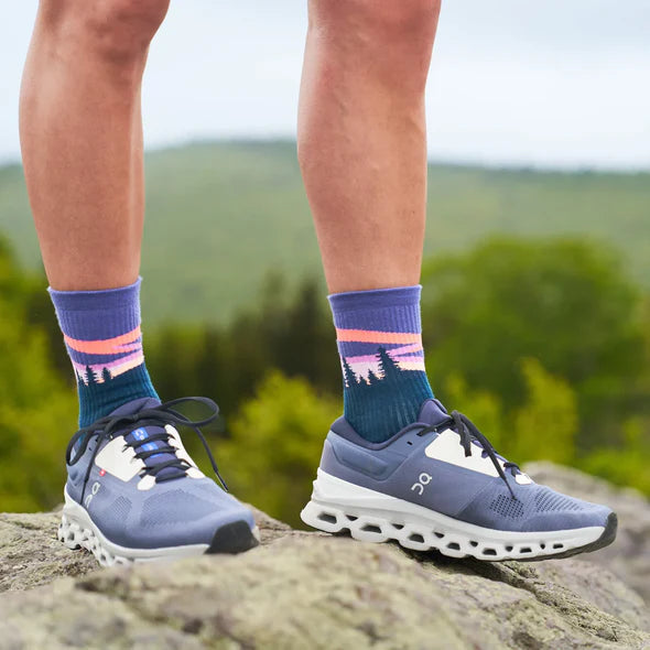 Feetures - Trail Max Cushion Mini Crew Socks