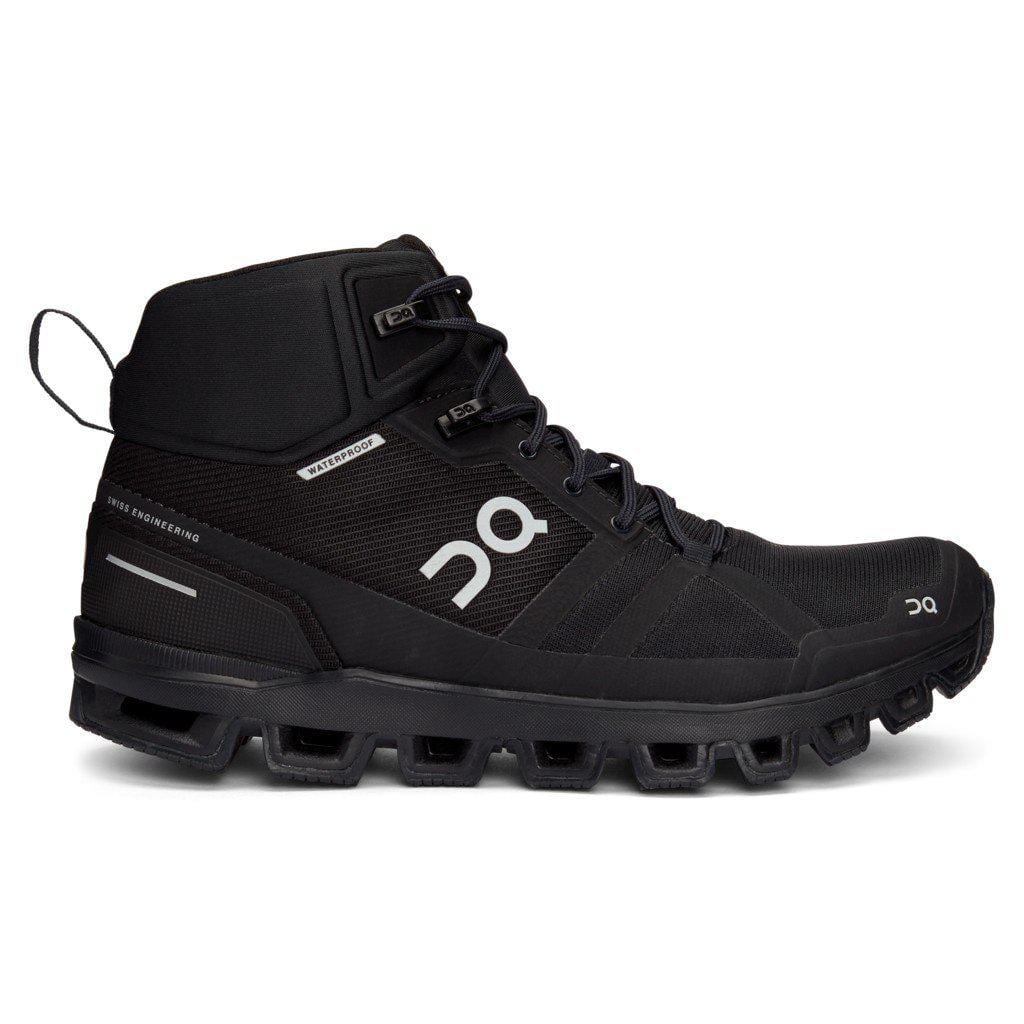 On Cloud Walking Shoes for Men: Comfort and Performance Combined